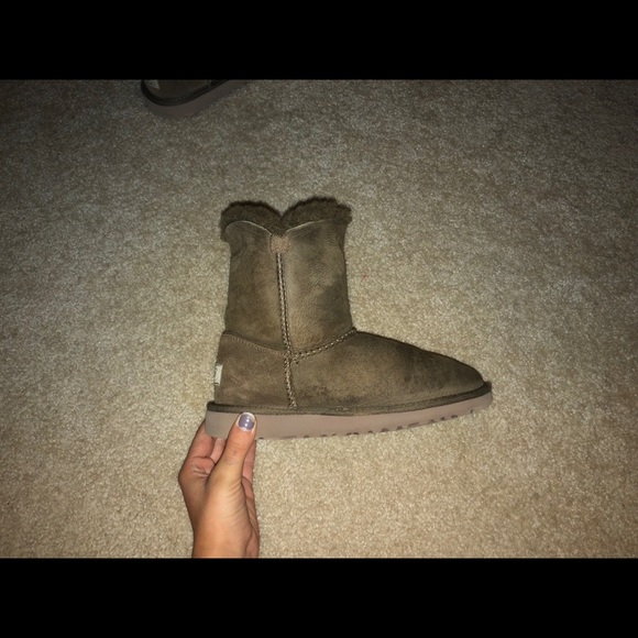 Ugg Boots Australia - Picture 2 of 5